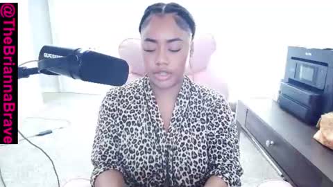 BriannaBrave online show from 19, 7, 2026