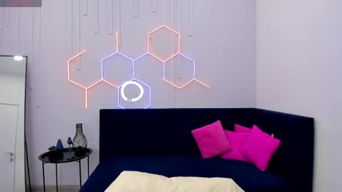kat__cat online show from 5, 5, 2026