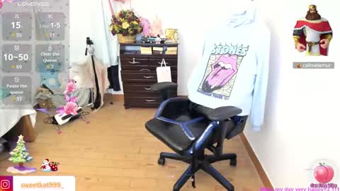 Snapshot of kat_ly_chan chatting on 20, 12, 2024 Kat       online show from 20, 12, 2024