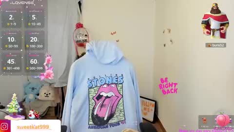 Snapshot of kat_ly_chan chatting on 25, 12, 2024 Kat       online show from 25, 12, 2024