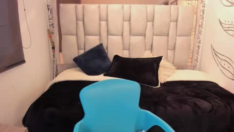 K A T A  H O O T online show from 17, 9, 2025