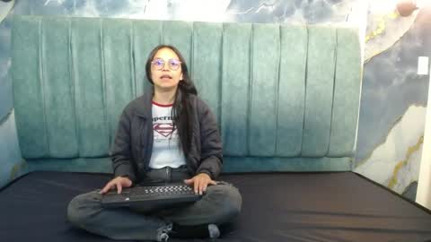 Katalina online show from 5, 5, 2026