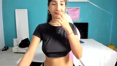 Snapshot of katalina_hot45 chatting on 8, 2, 2025 katalina_hot45 online show from 8, 2, 2025