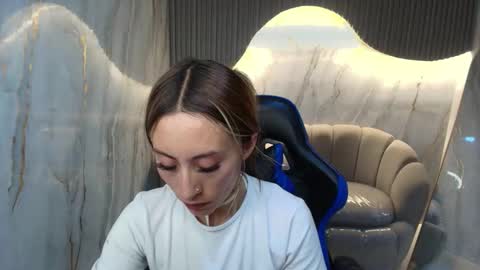 Snapshot of katalina_r chatting on 24, 2, 2026 Katalina online show from 24, 2, 2026