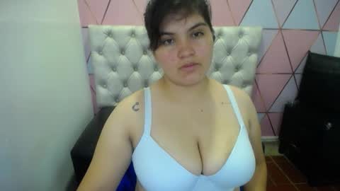 Snapshot of katalina_santana25 chatting on 17, 1, 2026 katalina santana25 online show from 17, 1, 2026