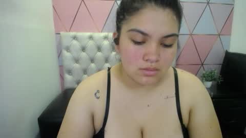 Snapshot of katalina_santana25 chatting on 6, 3, 2026 katalina santana25 online show from 6, 3, 2026