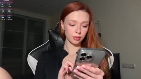 Snapshot of katana_white chatting on 9, 3, 2026 meeellowmarsh - Instagram online show from 9, 3, 2026