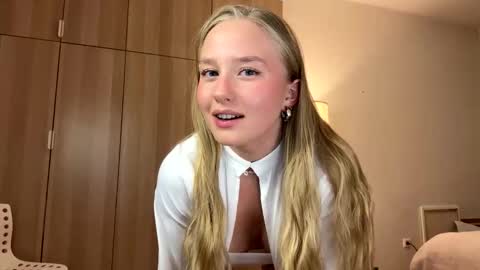 Snapshot of katcontrol chatting on 9, 3, 2025 katcontrol online show from 9, 3, 2025