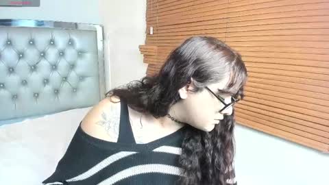 Snapshot of kate_pickman chatting on 6, 6, 2026 kate online show from 6, 6, 2026