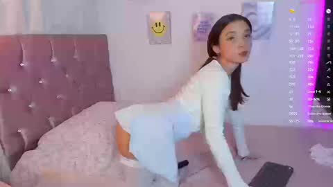 Snapshot of kate_the_bitch2 chatting on 13, 9, 2025 kate_the_bitch2 online show from 13, 9, 2025