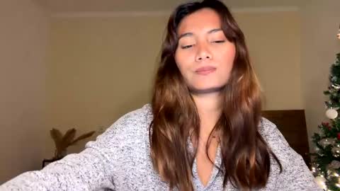Kate Dami online show from 3, 1, 2025