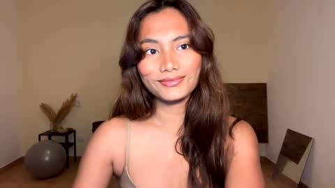 Kate Dami online show from 15, 2, 2025
