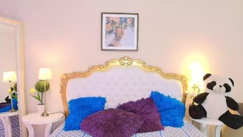 katee Martinez online show from 6, 3, 2026