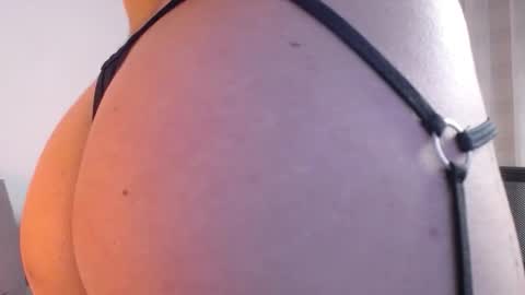 Help me with rate thanks  online show from 25, 11, 2025