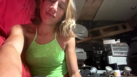 Katelin online show from 20, 10, 2025