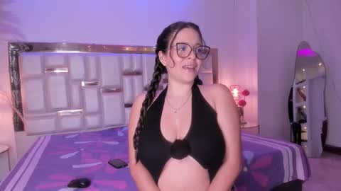 Snapshot of katemoorex chatting on 12, 1, 2026 KateMoorex online show from 12, 1, 2026