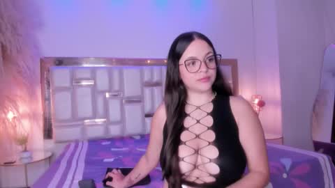 Snapshot of katemoorex chatting on 7, 2, 2026 KateMoorex online show from 7, 2, 2026