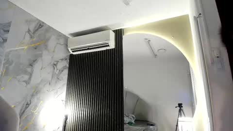 Im Katherine but call me Kate  online show from 21, 2, 2025