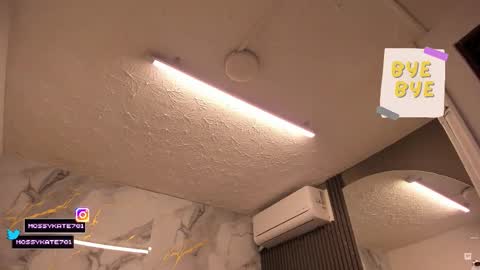 Im Katherine but call me Kate  online show from 25, 2, 2026