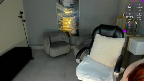  Kate Owens  online show from 7, 3, 2025