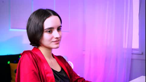 katewillows online show from 18, 2, 2026