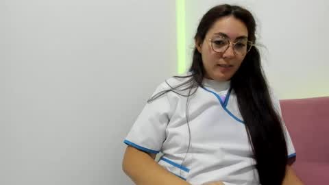 Snapshot of katha_steele_ chatting on 28, 1, 2025 catalina online show from 28, 1, 2025