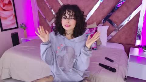 KatheGomez  online show from 5, 5, 2026