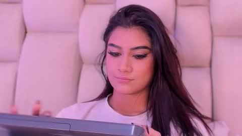 katherineruiz_ online show from 15, 3, 2026