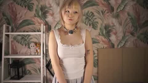 Snapshot of katheykenefick chatting on 6, 3, 2026 Bella online show from 6, 3, 2026