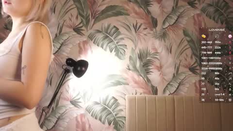 Snapshot of katheykenefick chatting on 13, 3, 2026 Bella online show from 13, 3, 2026