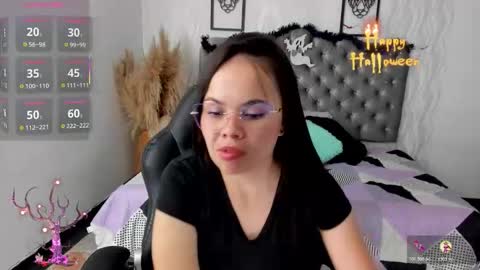 Snapshot of kathh_latorre chatting on 22, 10, 2025 kathh_latorre online show from 22, 10, 2025