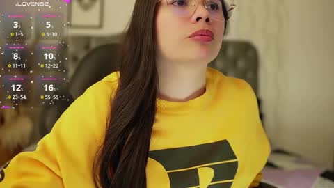 Snapshot of kathh_latorre chatting on 5, 2, 2026 kathh_latorre online show from 5, 2, 2026