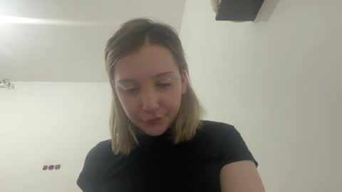 Snapshot of kathrinekiening chatting on 8, 6, 2026 Jessie online show from 8, 6, 2026