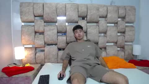 Kaht y Aiden online show from 25, 7, 2026