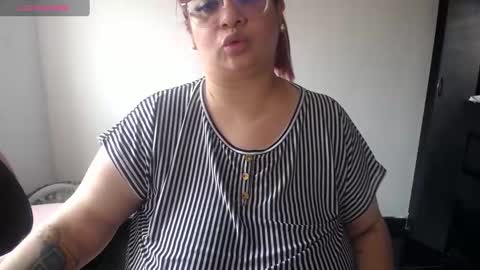 Snapshot of kathybigboobsbbw_ chatting on 7, 3, 2025 kathybigboobsbbw_ online show from 7, 3, 2025