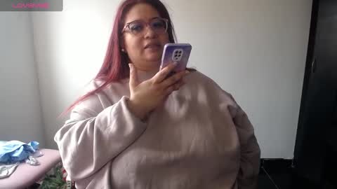 Snapshot of kathybigboobsbbw_ chatting on 8, 3, 2025 kathybigboobsbbw_ online show from 8, 3, 2025