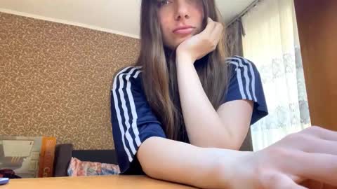 Snapshot of kathyrnramnarase chatting on 16, 3, 2026 Stasy online show from 16, 3, 2026