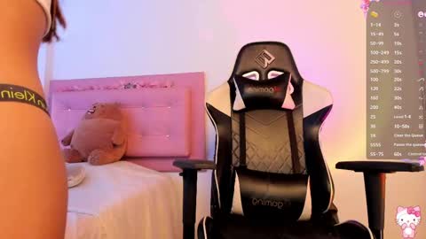 Snapshot of kathyy01 chatting on 7, 3, 2025 valentina  online show from 7, 3, 2025