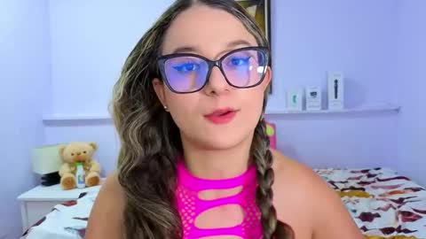 Khaterine online show from 4, 11, 2025