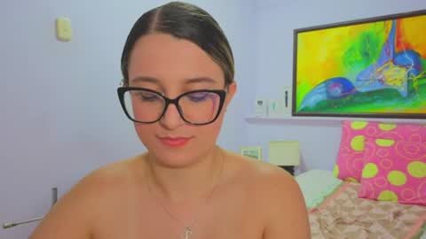 Khaterine online show from 15, 7, 2026
