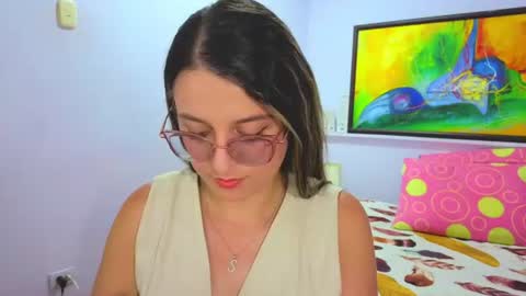 Khaterine online show from 3, 8, 2026