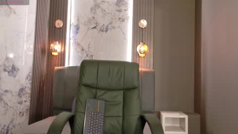 Katia online show from 13, 10, 2025