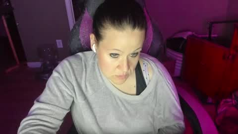 Snapshot of katie227 chatting on 24, 1, 2025 Katie online show from 24, 1, 2025