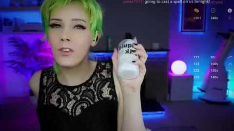 Katie online show from 28, 10, 2025