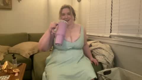 Snapshot of katiecopper27 chatting on 14, 6, 2026 katiecopper27 online show from 14, 6, 2026