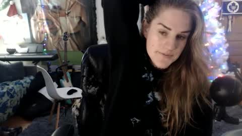 Snapshot of katiecutie_5 chatting on 15, 1, 2025 Katie online show from 15, 1, 2025