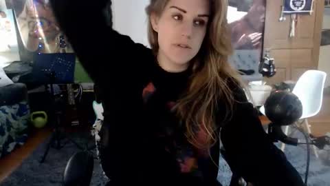 Snapshot of katiecutie_5 chatting on 28, 2, 2025 Katie online show from 28, 2, 2025