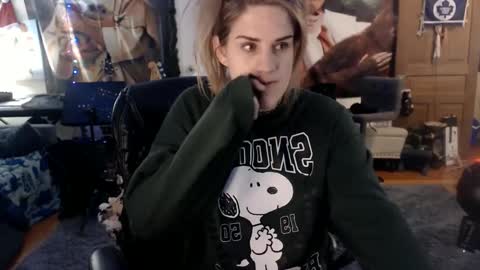 Snapshot of katiecutie_5 chatting on 7, 3, 2025 Katie online show from 7, 3, 2025