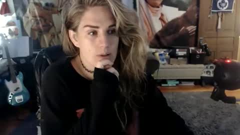 Snapshot of katiecutie_5 chatting on 22, 10, 2025 Katie online show from 22, 10, 2025