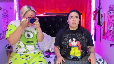 Snapshot of katieeandsharon chatting on 7, 2, 2025 SHARON  KATIEE online show from 7, 2, 2025